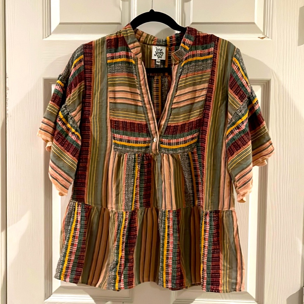 Multi-color Ivy Jane tiered top. M